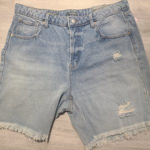 High-Rise Bermuda shorts